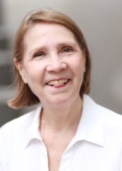 Lisa LIVANE