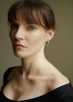 Céline BURET
