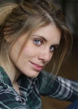 Faustine LAHALLE