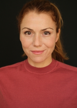 Nadia VAN DE VEN