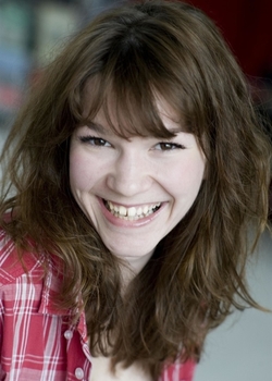 Laurie LEVEQUE