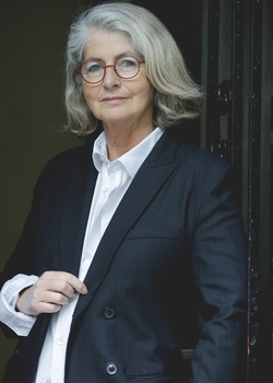 Sabine DE PONCINS