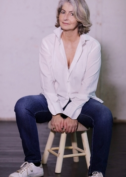 Sabine DE PONCINS