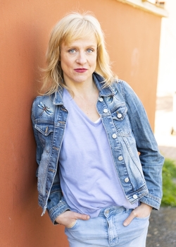 Clémence SCHREIBER